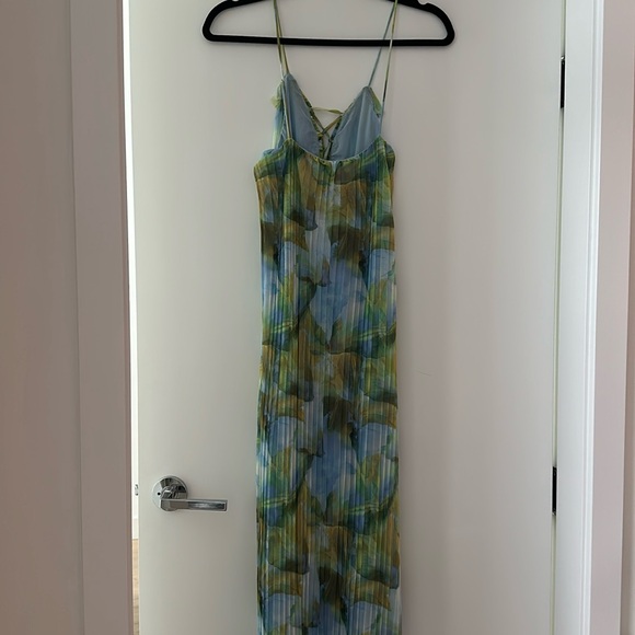 Zara Dress (S) - Picture 2 of 3